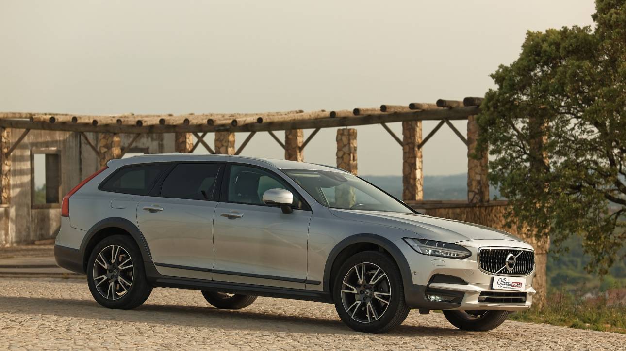 Volvo V90 D5 Cross Country